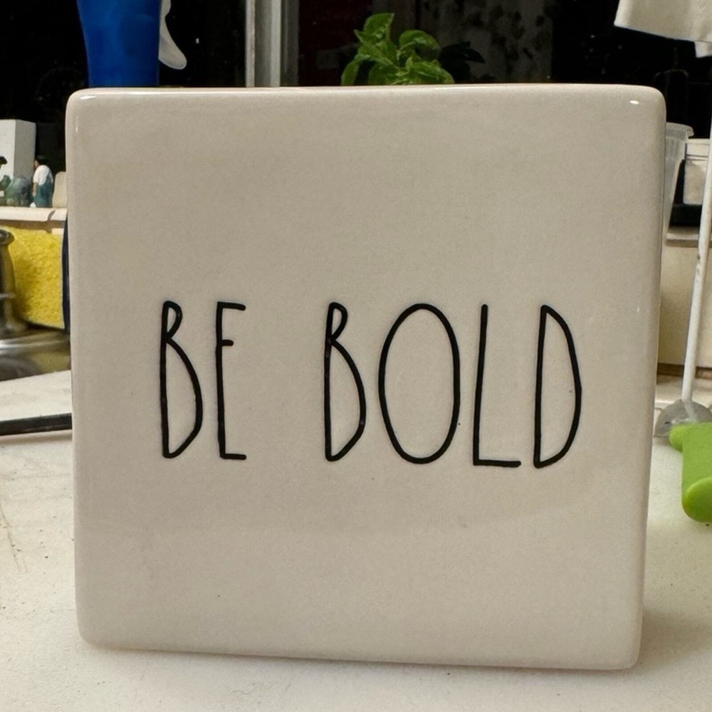 Rae Dunn BE BOLD and BE YOU Desk, Wall or‎ Shelf Decor